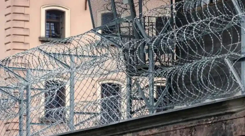 El Salvador aprueba cadena perpetua