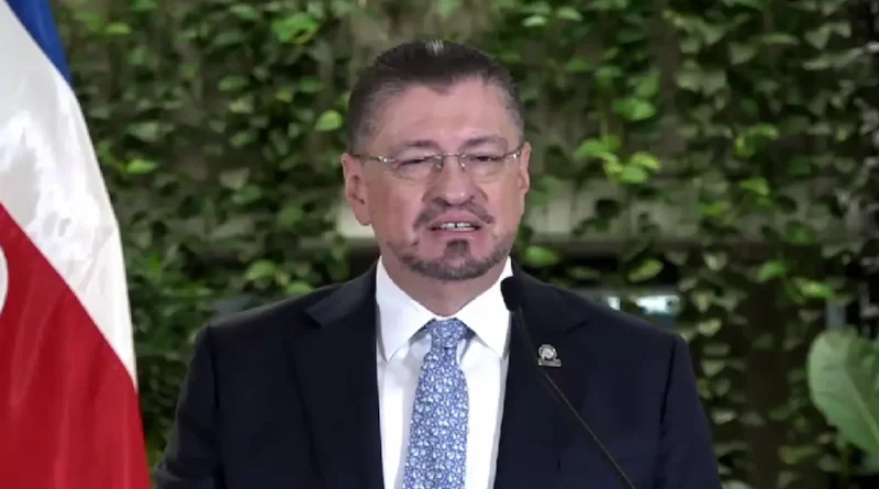 Ministros mejor calificados del gobierno Chaves durante acto oficial en Costa Rica al cierre de la administración 2026