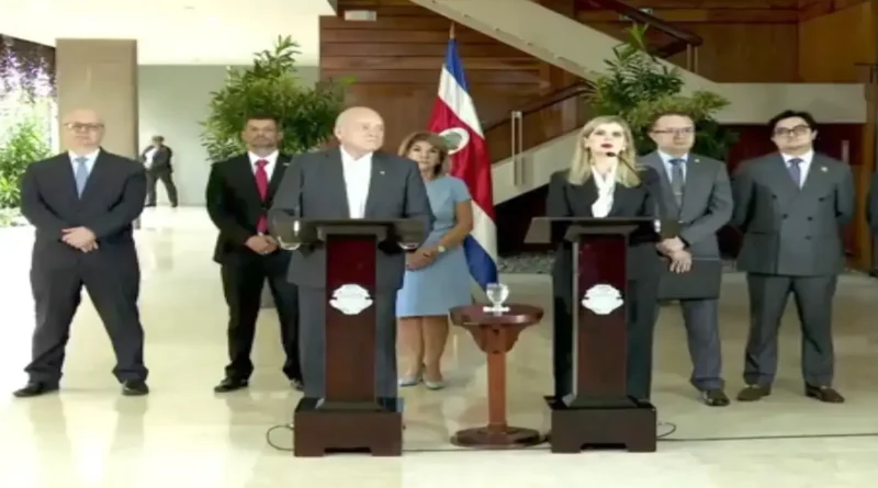 Conferencia de prensa en Casa Presidencial con la ministra Laura Fernández y el Poder Judicial de Costa Rica tras su reunión por reformas de seguridad.