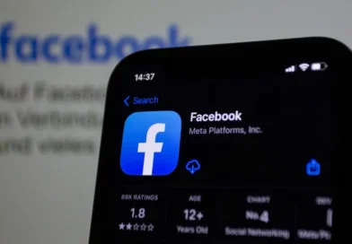 Aplicación móvil que ilustra los reportes de los usuarios ante la caída masiva de Facebook e Instagram a nivel global.