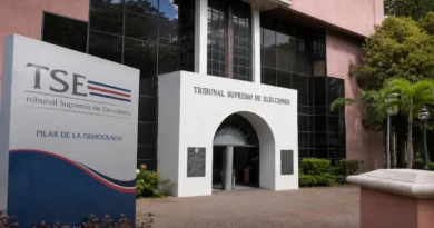 Fachada principal del edificio del Tribunal Supremo de Elecciones en Costa Rica, institución afectada por el recorte al presupuesto del TSE.