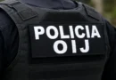 Chaleco táctico con la insignia oficial del OIJ, ideal para quienes buscan empleo en la feria de empleo en Montes de Oca